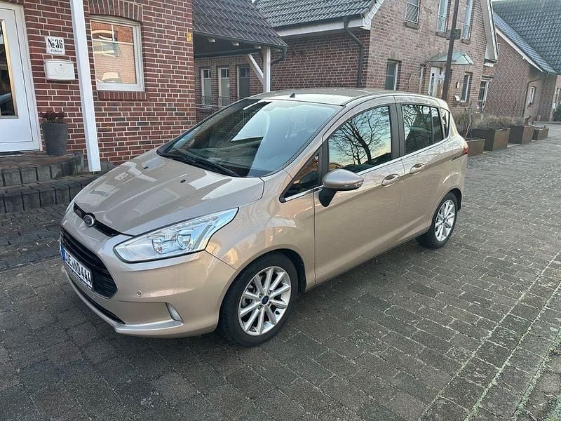 Beige Gebraucht 2017 Ford B-MAX Titanium Van / Kleinbus | 9.850 € (Fairer Preis) - Bild 1/4