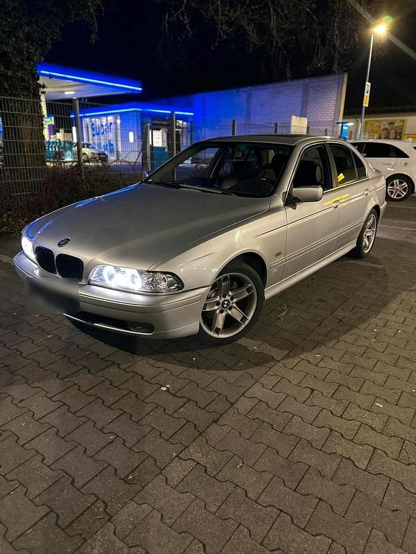 Gebraucht BMW 528 193 PS (141 kW) 2000 Limousine