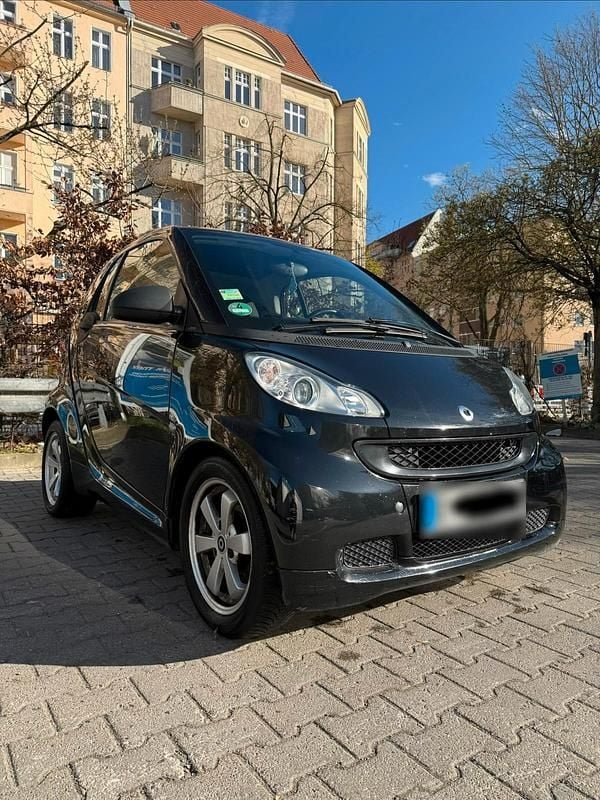 Gebraucht Smart ForTwo Coupé 71 PS (52 kW) 2011 Schwarz Coupé
