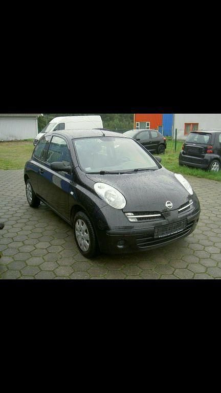 Schwarz Gebraucht 2006 Nissan Micra City Limousine | 2.950 € (Teuer) - Bild 1/2