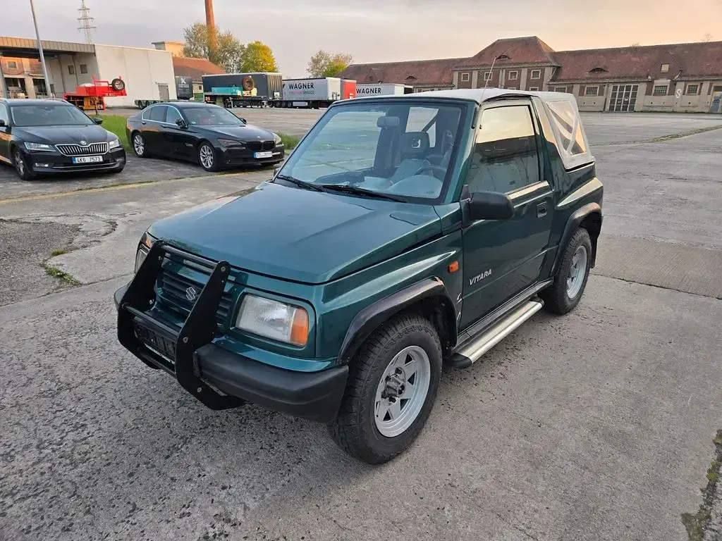 Gebraucht Suzuki Vitara 80 PS (58 kW) 1998 Grün Cabrio
