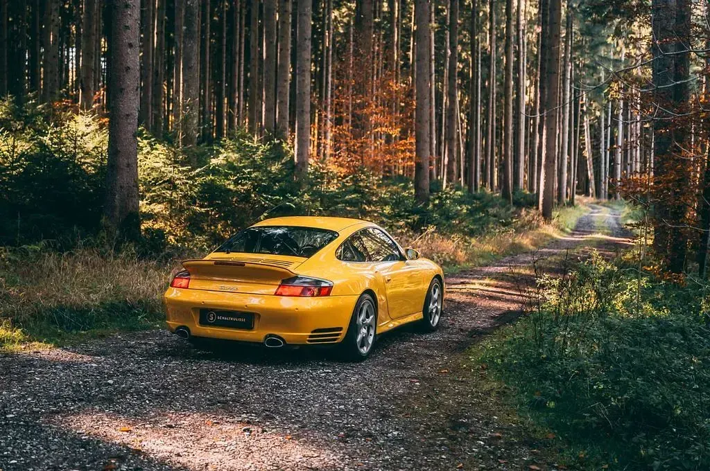 Gebraucht Porsche 996 Turbo 420 PS (308 kW) 2001 Gelb Coupé