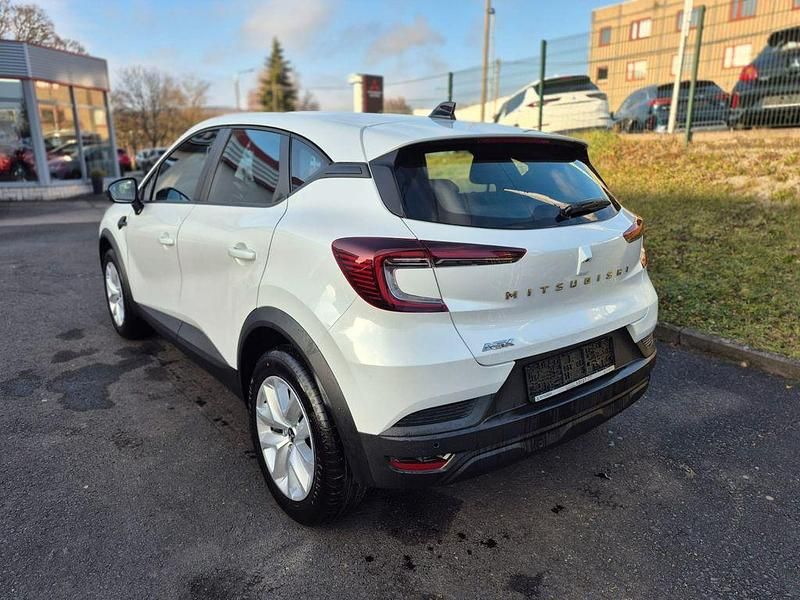 Neu Mitsubishi ASX Basis 91 PS (66 kW) 2025 Weiß SUV