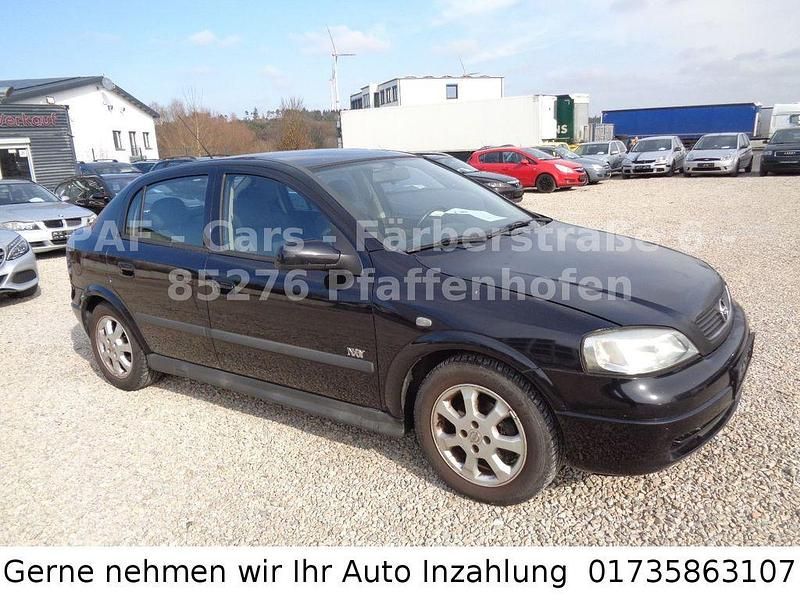 Gebraucht Opel Astra Njoy 84 PS (61 kW) 2003 Schwarz Limousine