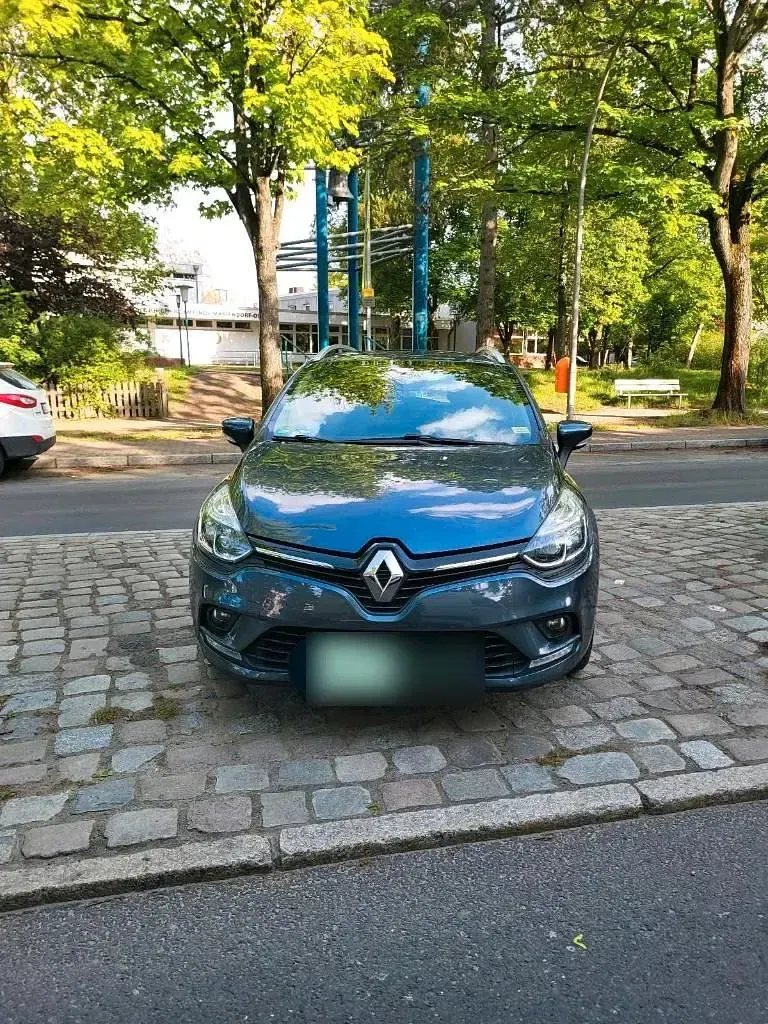 Gebraucht Renault Clio IV 90 PS (66 kW) 2019 Grau Limousine