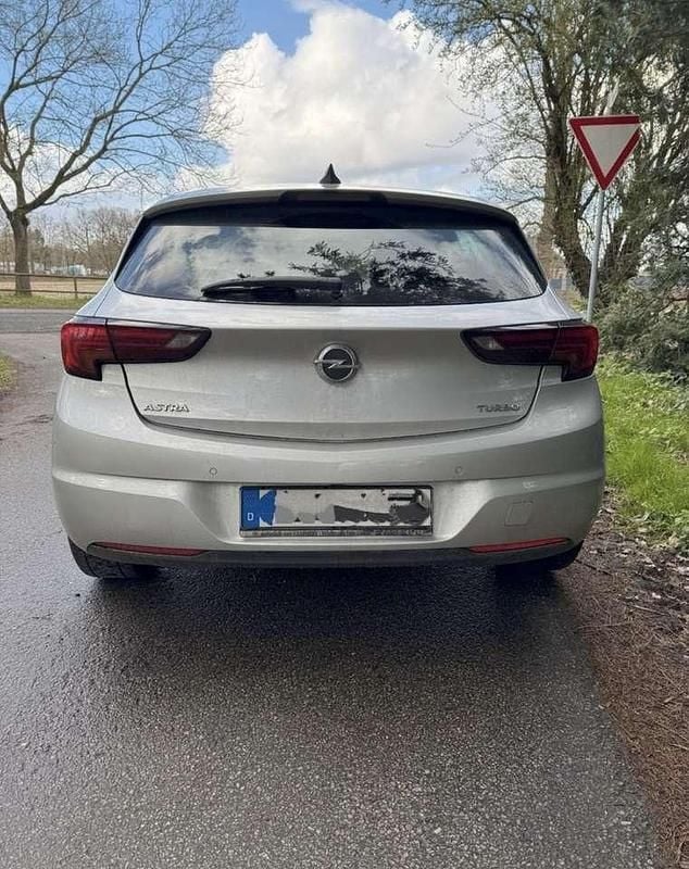 Gebraucht Opel Astra Dynamic 125 PS (91 kW) 2016 Limousine