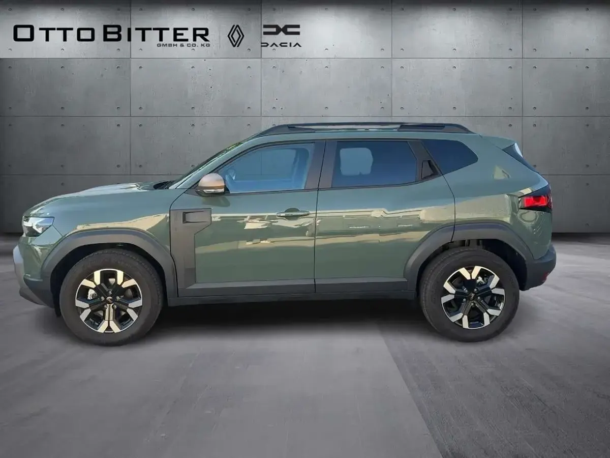 Neu Dacia Duster Extreme 141 PS (103 kW) 2025 Safarigrüngrau SUV