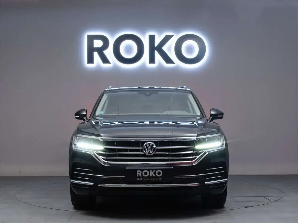 Używany VW Touareg 286 KM (210 kW) 2018 Czarny SUV