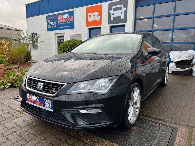 Schwarz Gebraucht 2017 Seat Leon FR Limousine | 14.480 € (Fairer Preis) - Bild 1/4