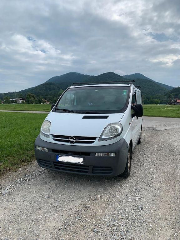 Weiß Gebraucht 2004 Opel Vivaro Van | 4.800 € (Superpreis) - Bild 1/4