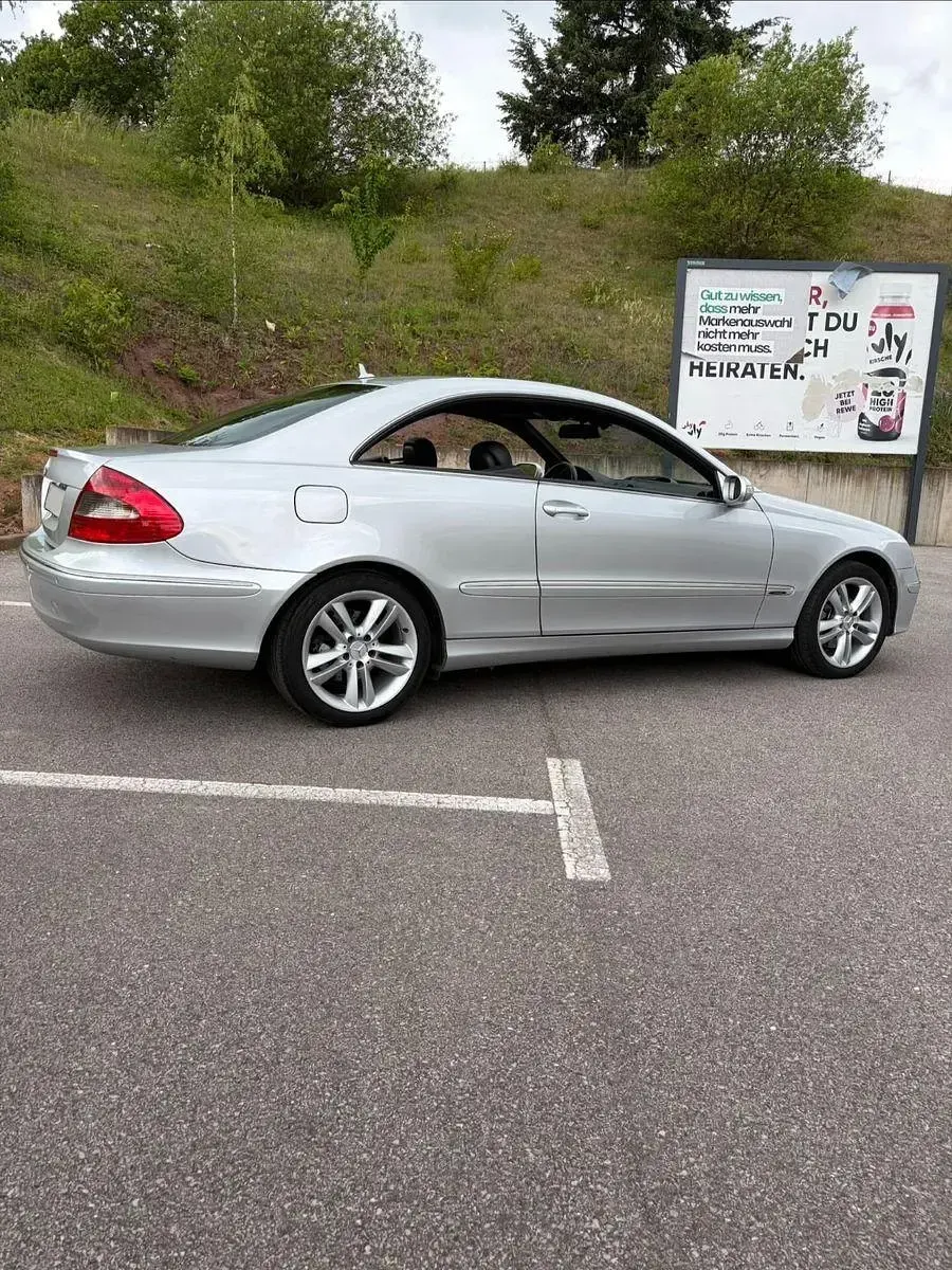 Gebraucht Mercedes CLK200 Avantgarde 184 PS (135 kW) 2008 Silber Coupé