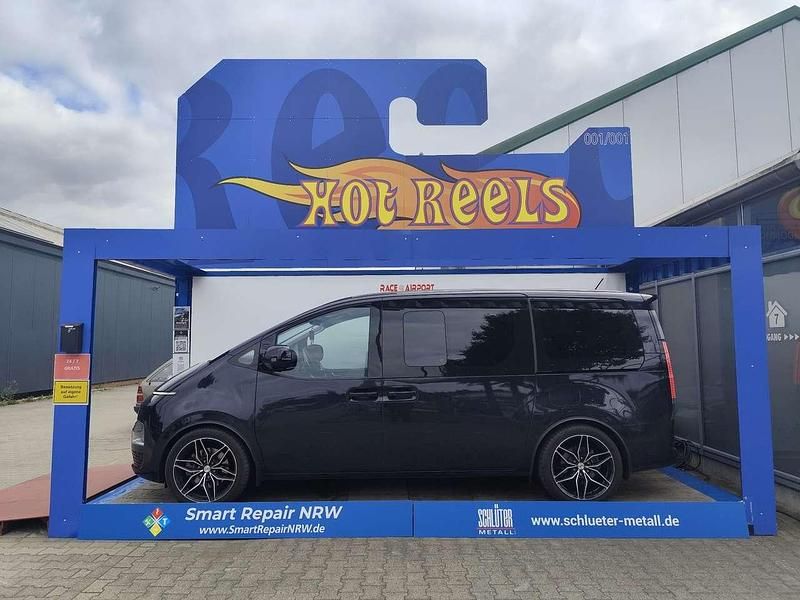 Schwarz Gebraucht 2024 Hyundai Staria Prime Van | 43.499 € (Guter Preis) - Bild 1/4