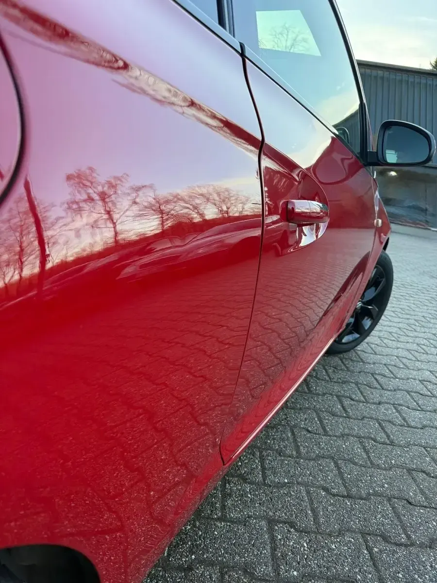 Second-hand Opel Adam 70 CP (51 kW) 2019 Roșu Hatchback