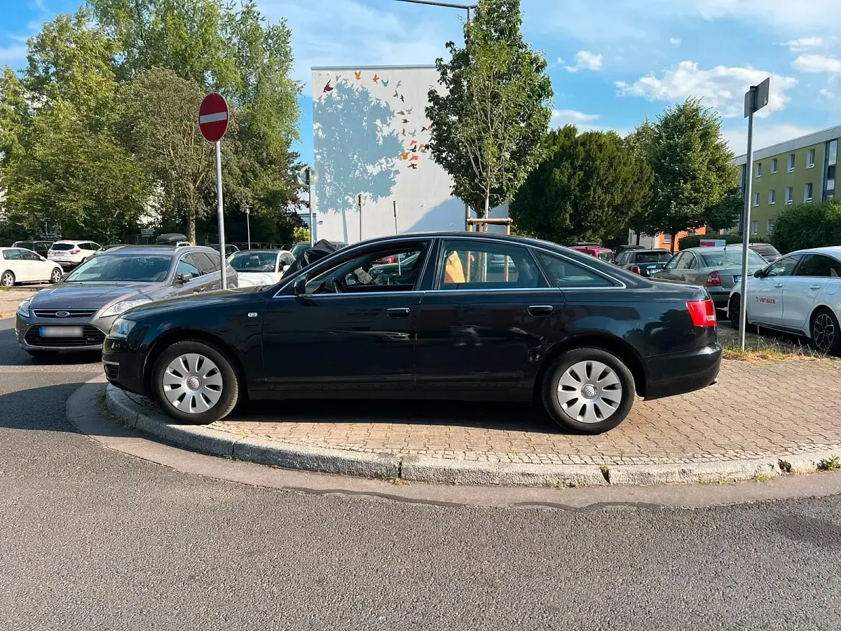 Gebraucht Audi A6 145 PS (106 kW) 2008 Schwarz Limousine