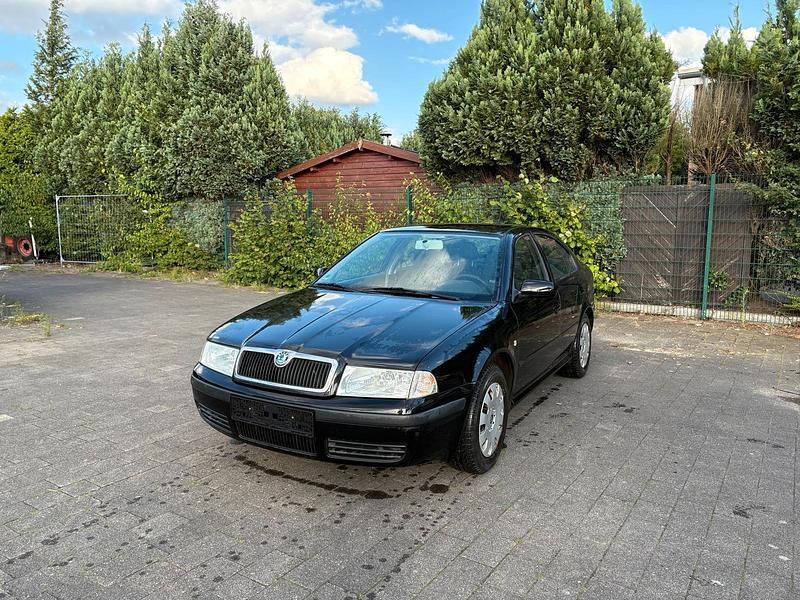 Gebraucht 2007 Skoda Octavia Limousine | 900 € - Bild 1/4