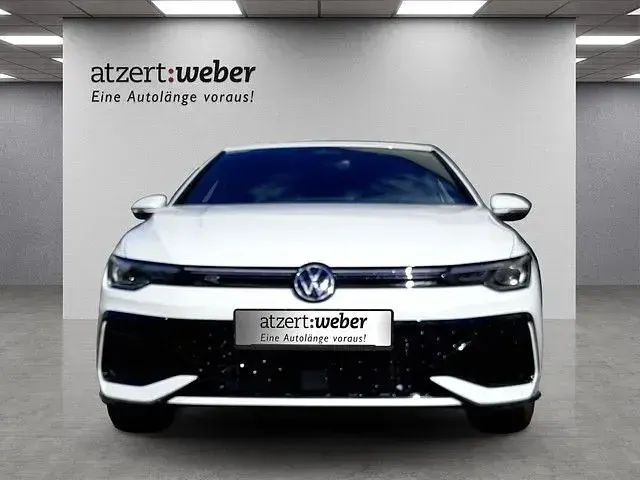 Neu VW Golf VIII R-line 150 PS (110 kW) 2026 Weiß Limousine