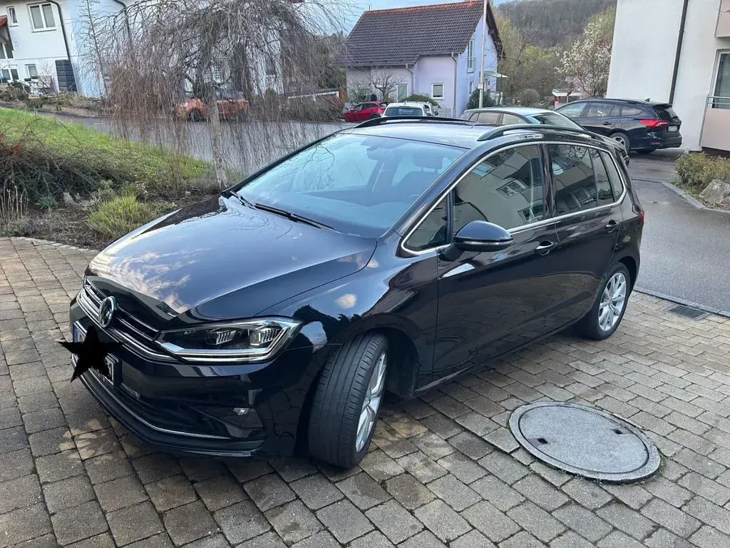 Usata VW Golf 150 CV (110 kW) 2020 Nero Monovolume