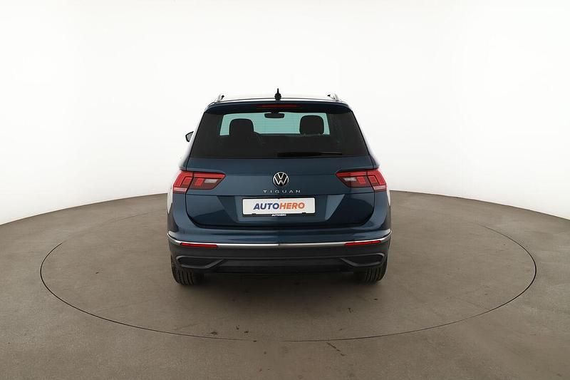 Gebraucht VW Tiguan Active 150 PS (110 kW) 2022 Blau SUV