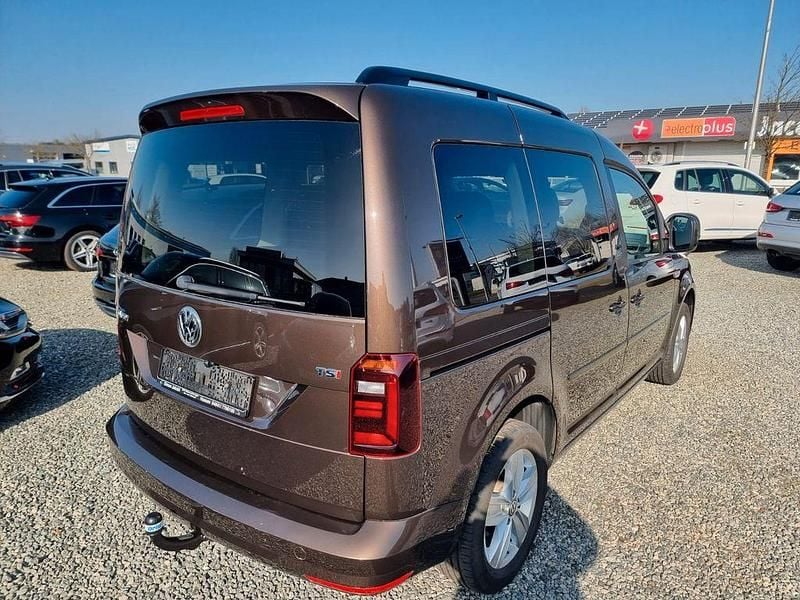 Gebraucht VW Caddy Comfortline 125 PS (91 kW) 2016 Braun Van / Kleinbus