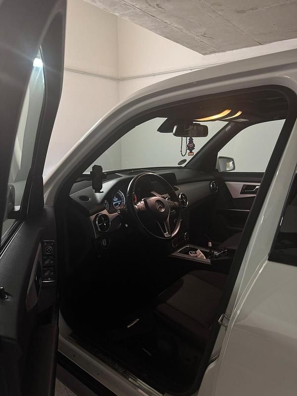 Weiß Gebraucht 2013 Mercedes GLK220 SUV | 15.900 € (Superpreis) - Bild 1/4
