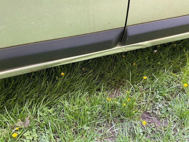 Second-hand Dacia Sandero 75 CP (55 kW) 2008 Argintiu Hatchback