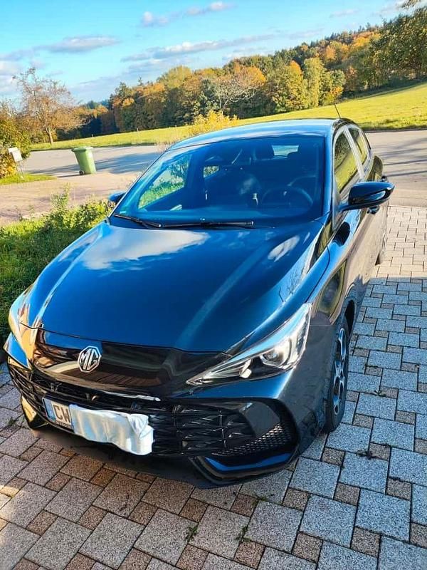 Schwarz Gebraucht 2024 MG MG3 Comfort Kleinwagen | 16.700 € (Superpreis) - Bild 1/4