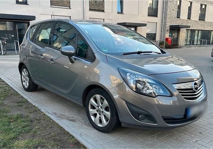 Gebraucht Opel Meriva 101 PS (74 kW) 2010 Braun Van / Kleinbus