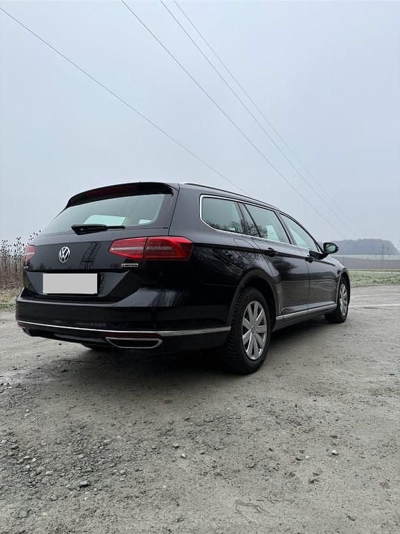 Gebraucht VW Passat 190 PS (139 kW) 2018 Schwarz Kombi