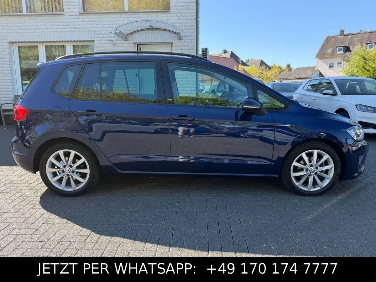 Gebraucht VW Golf Sportsvan Sound 125 PS (91 kW) 2017 Blau Van / Kleinbus