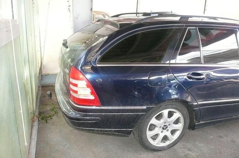 Gebraucht Mercedes C220 150 PS (110 kW) 2007 Blau Kombi