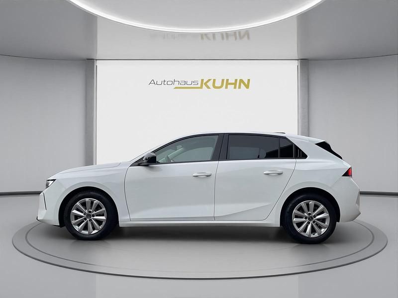 Gebraucht Opel Astra Elegance 110 PS (80 kW) 2023 Weiß weiß Limousine