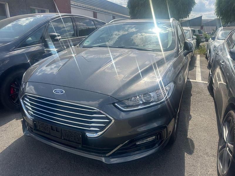 Grau Gebraucht 2019 Ford Mondeo Business Edition Limousine | 13.980 € (Superpreis) - Bild 1/4