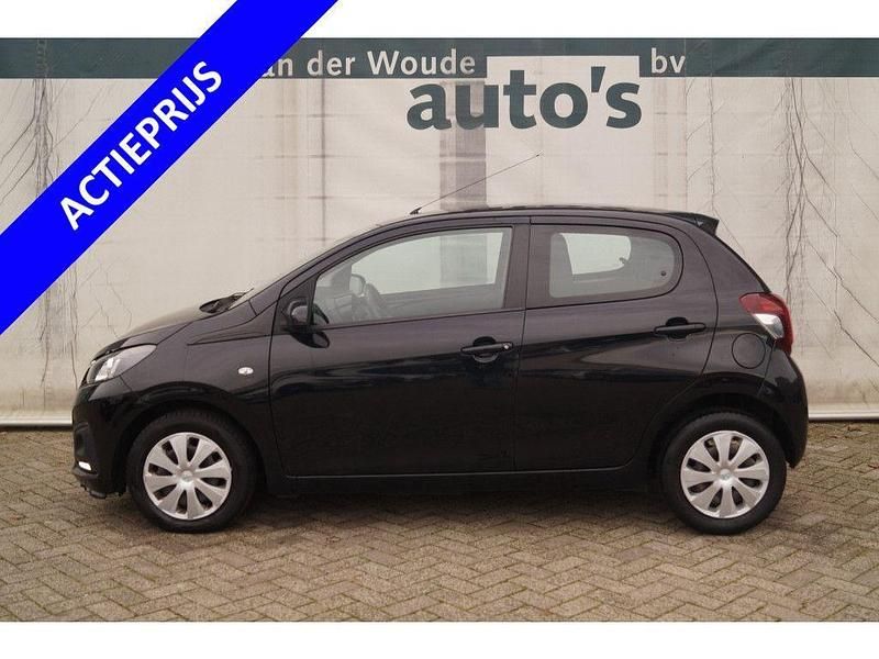Gebraucht Peugeot 108 Premium 72 PS (52 kW) 2019 Schwarz Limousine