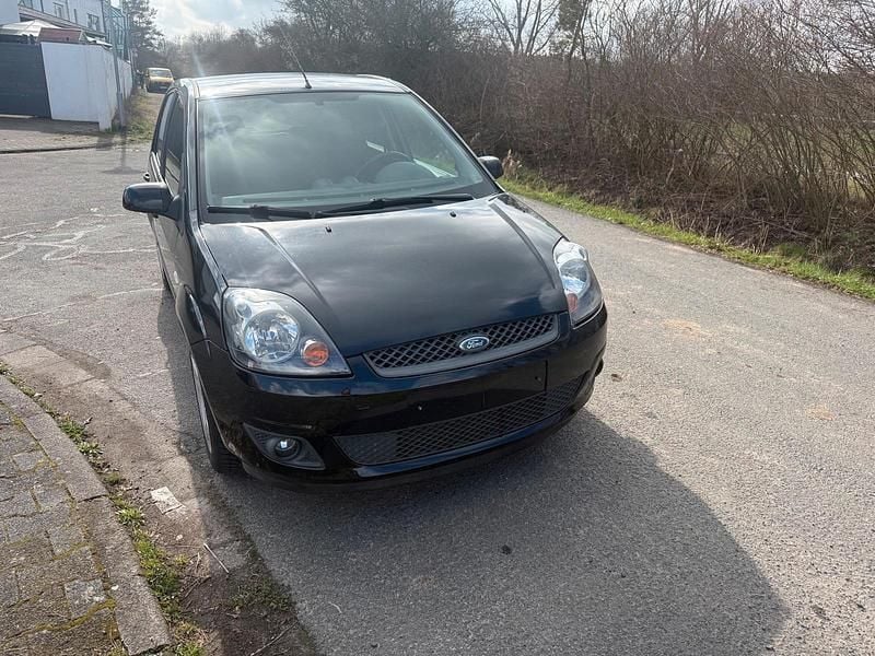 Gebraucht Ford Fiesta 80 PS (58 kW) 2008 Schwarz Kleinwagen