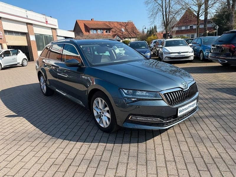 Gebraucht Skoda Superb 190 PS (139 kW) 2020 Grau Kombi