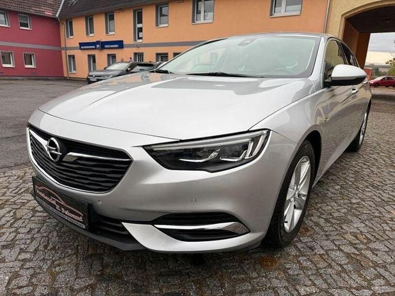 Silber Gebraucht 2017 Opel Insignia Innovation Limousine | 13.550 € (Fairer Preis) - Bild 1/4
