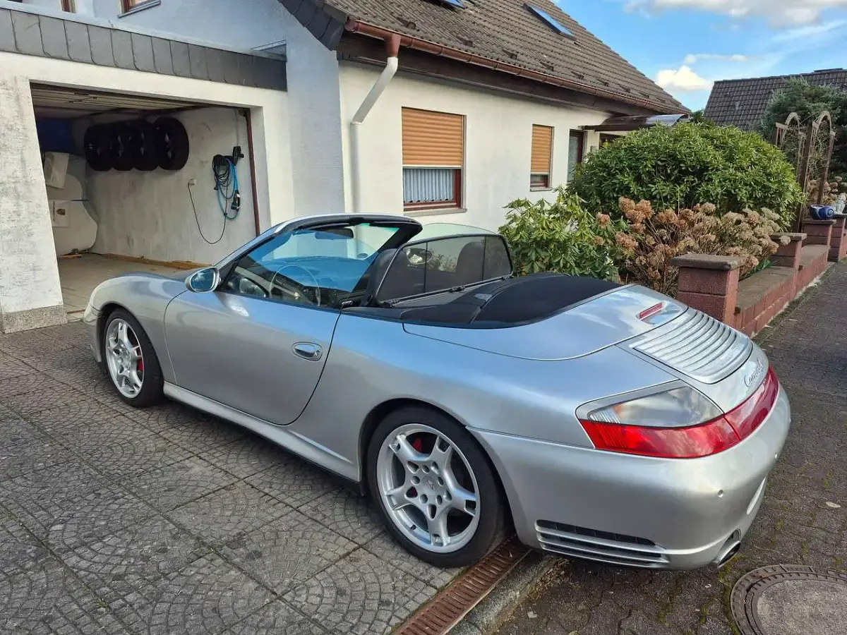 Gebraucht Porsche 911 Carrera 4S Cabriolet 320 PS (235 kW) 2004 Silber Cabrio