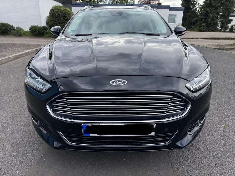 Schwarz Gebraucht 2015 Ford Mondeo Kombi | 7.700 € (Superpreis) - Bild 1/4