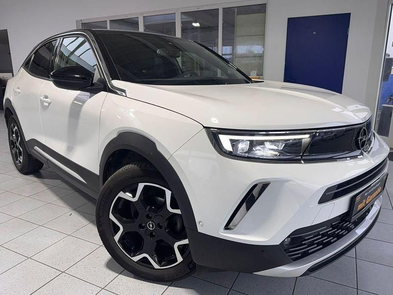 Jade weiss/arktis weiss Gebraucht 2021 Opel Mokka Ultimate SUV | 17.999 € (Fairer Preis) - Bild 1/4