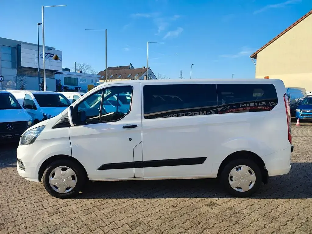 Gebraucht Ford Transit Custom 105 PS (77 kW) 2018 Weiß Van / Kleinbus