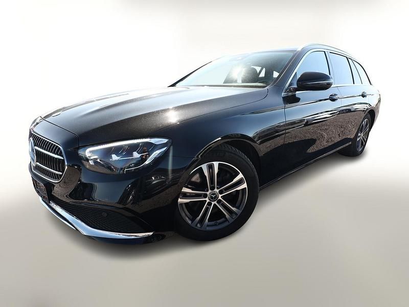 Gebraucht Mercedes E200 Avantgarde 211 PS (155 kW) 2020 Obsidianschwarz metallic
