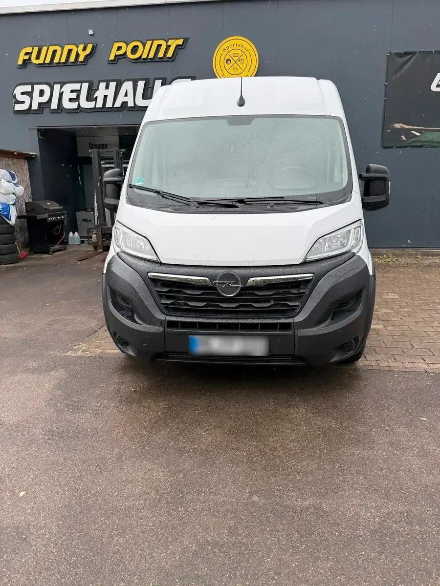 Gebraucht Opel Movano 140 PS (102 kW) 2024 Weiß Van