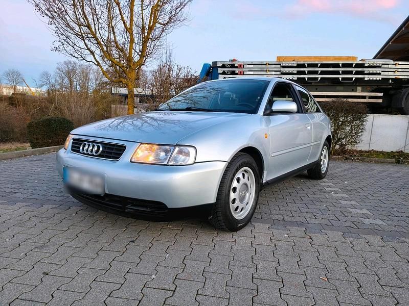Gebraucht Audi A3 102 PS (75 kW) 1999 Silber Kleinwagen