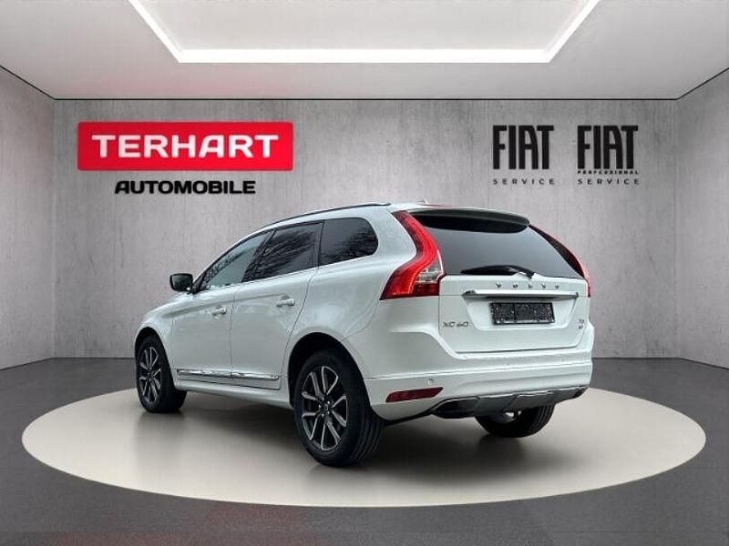 Gebraucht Volvo XC60 Summum 245 PS (180 kW) 2017 Weiss SUV