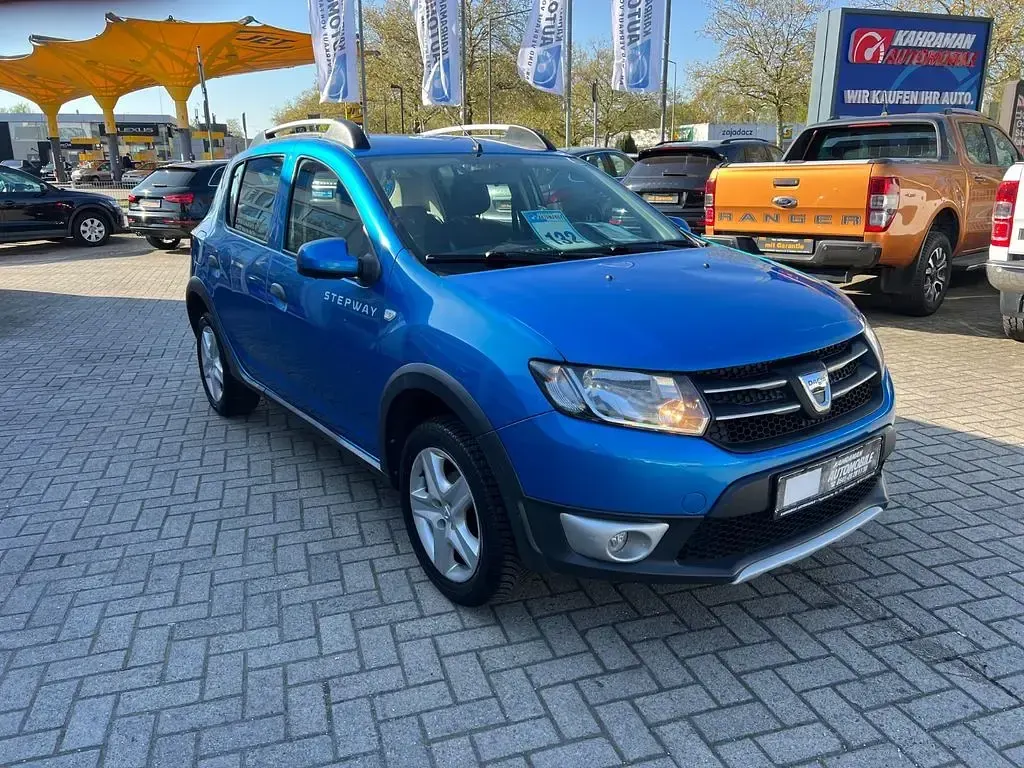 Gebraucht Dacia Sandero Prestige 90 PS (66 kW) 2014 Blau SUV