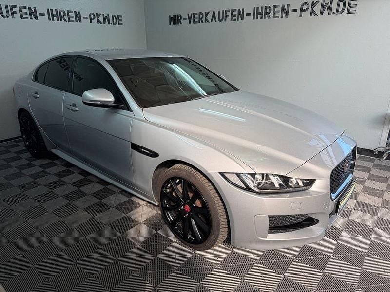 Gebraucht Jaguar XE R-Sport 179 PS (131 kW) 2017 Silber Limousine