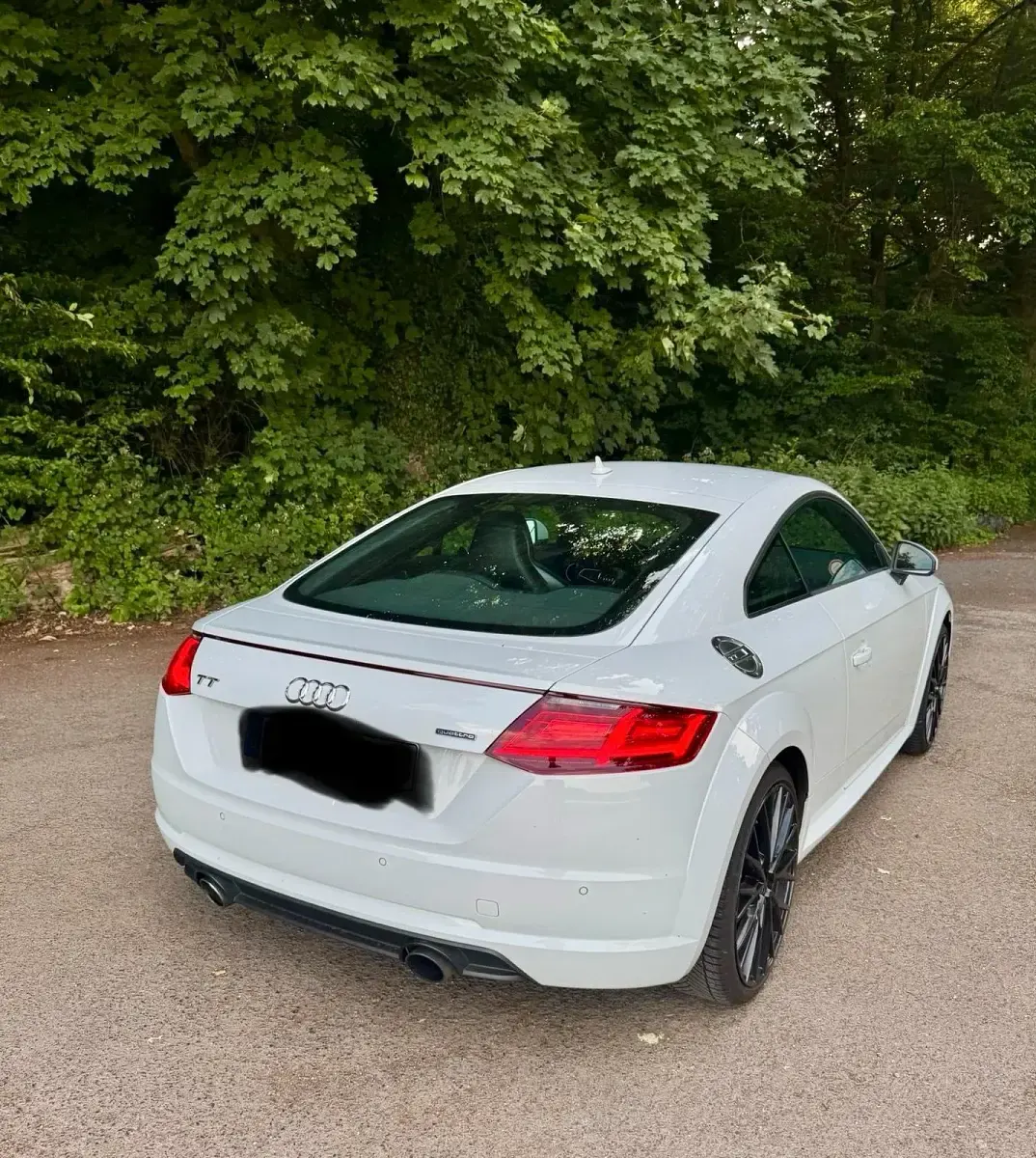 Gebraucht Audi TT Ambiente 230 PS (169 kW) 2014 Weiß Coupé
