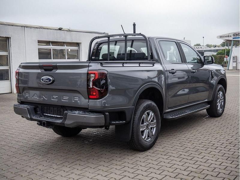 Neu Ford Ranger XLT 170 PS (125 kW) 2025 Grau Pickup