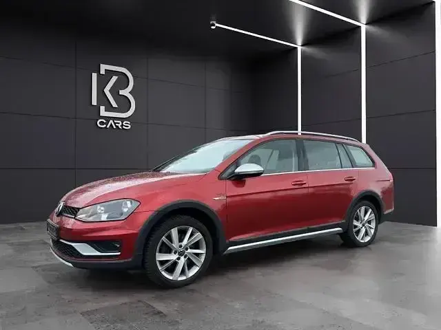 Gebraucht VW Golf Alltrack 184 PS (135 kW) 2016 Sunset red metallic Kombi