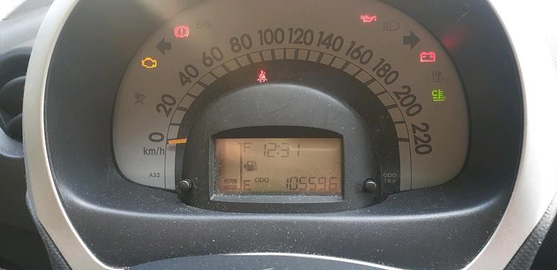 Gebraucht Daihatsu Sirion 69 PS (50 kW) 2006 Blau Kleinwagen